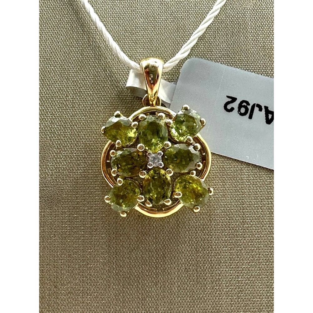 9k Yellow Gold Ambanja Demantoid Garnet & White Zircon Pendant with Cert (7142)